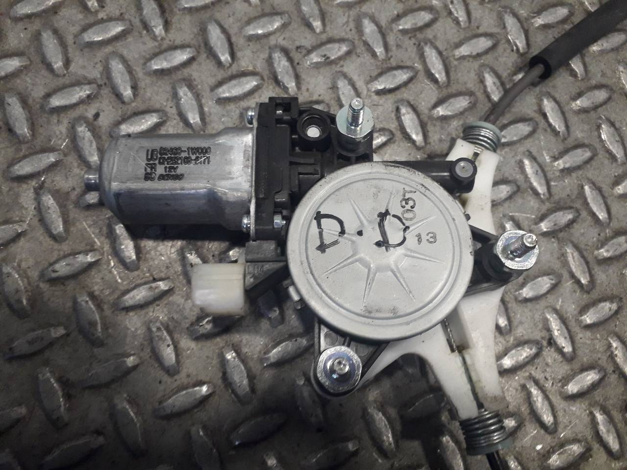 KIA Rio 3 generation (2011-2017) Vindusregulator foran høyre dør 824601W000 21272260