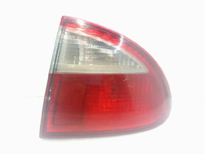 SEAT Leon 1 generation (1999-2005) Rear Right Taillight Lamp 1M6945112 18725793