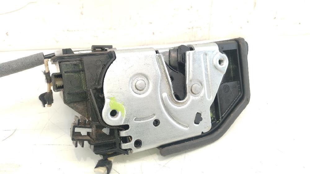Cerradura puerta delantera derecha N47D20C 7229458 de Bmw 3 (f30, f80) 2011-2018 163 CV - pieza usada