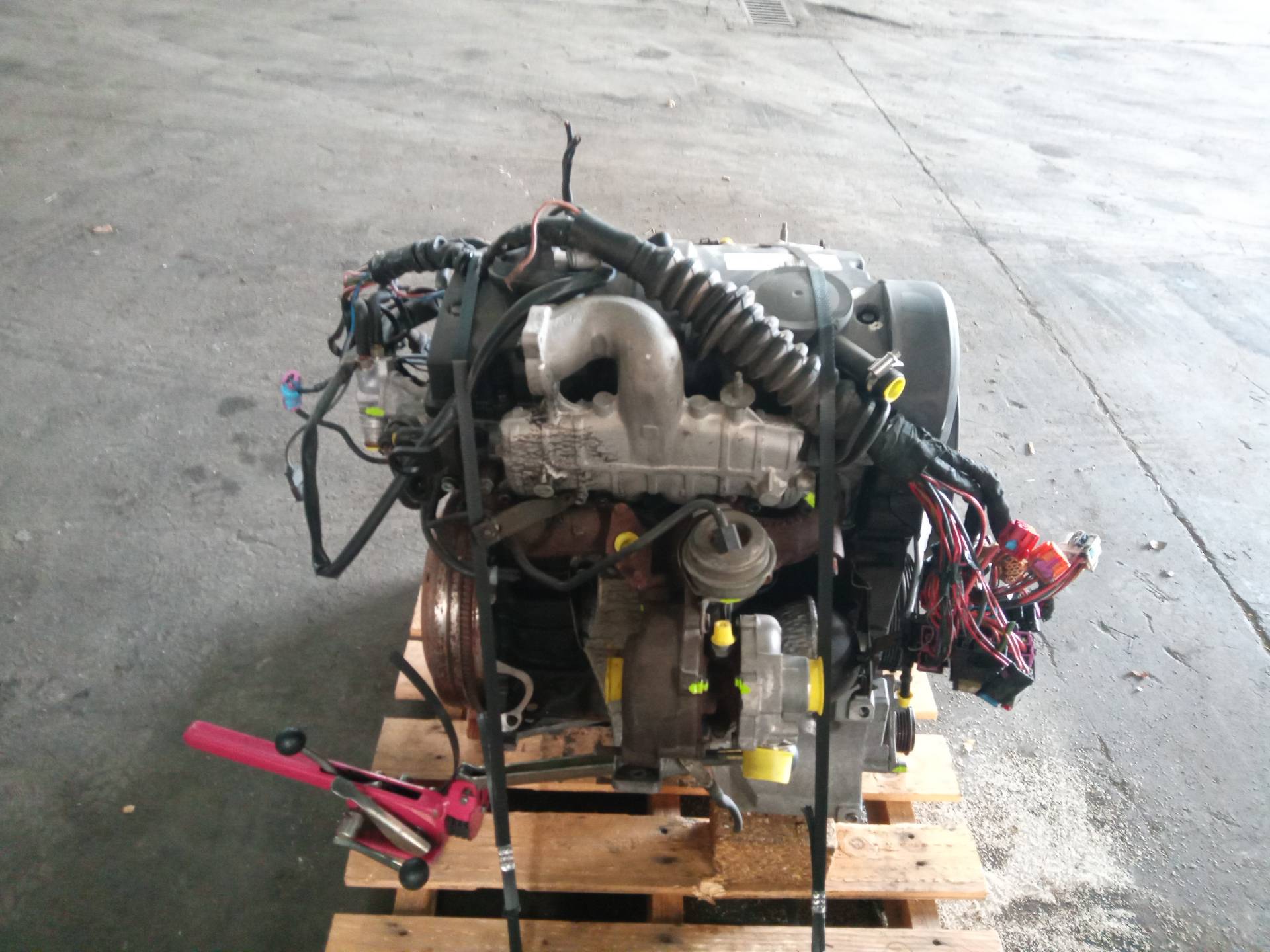 VOLKSWAGEN Passat B5 (1996-2005) Engine AJM,AJM 18675265