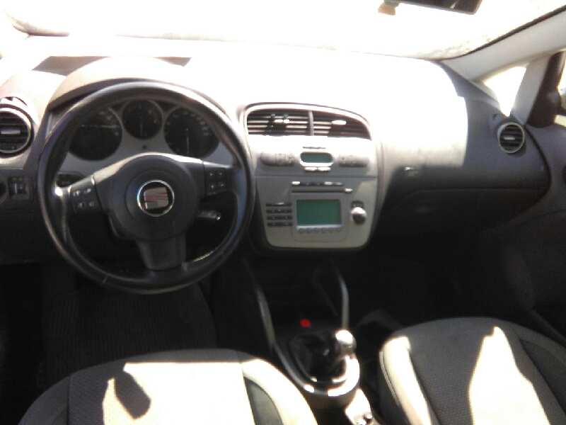 SEAT Toledo 3 generation (2004-2010) Фонарь задний левый 5P5945111A 18701184