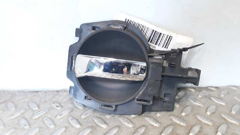 CITROËN C3 1 generation (2002-2010) Front venstre dør Innvendig håndtaksramme 9143F8 18612782