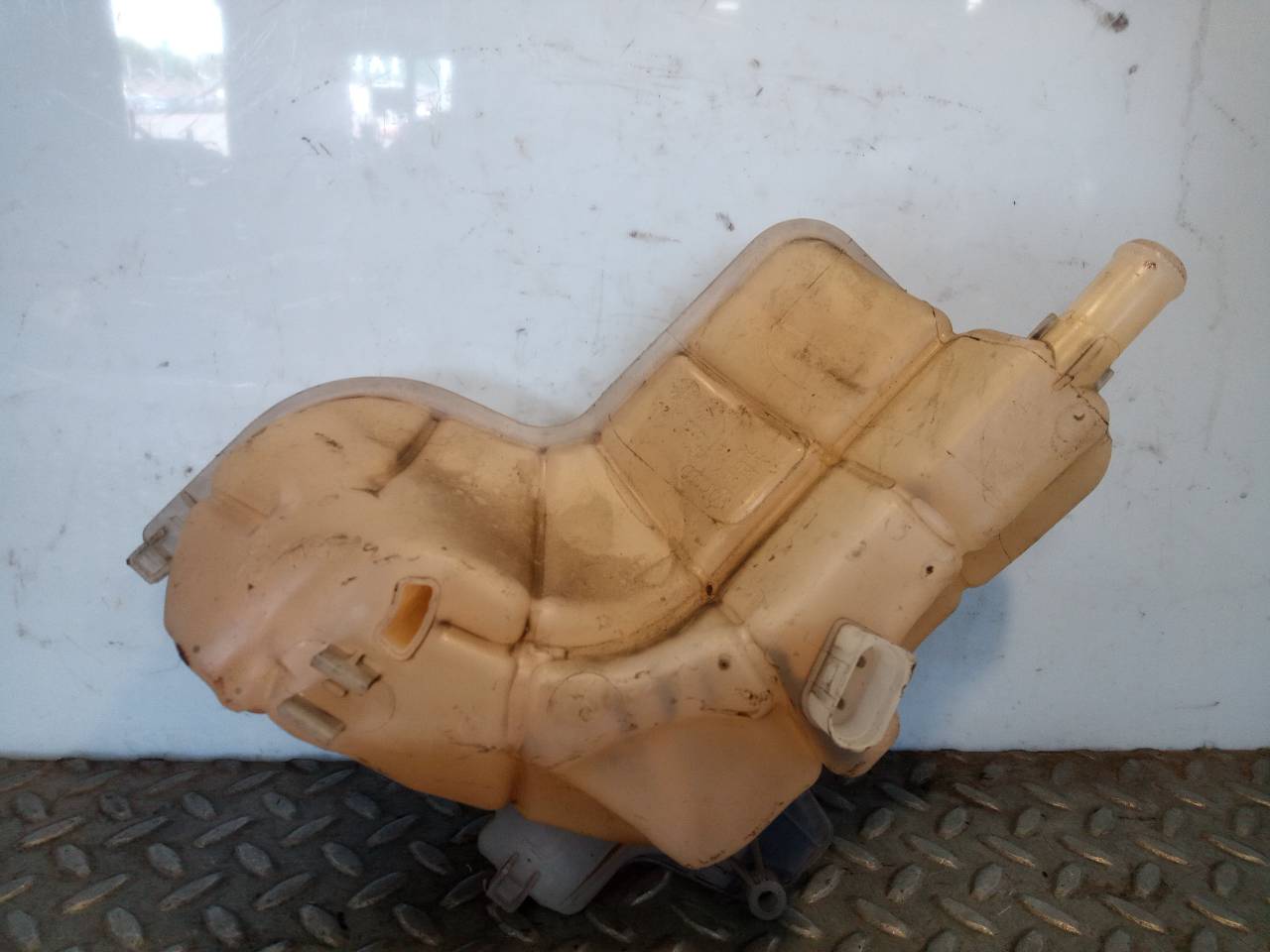 SEAT Exeo 1 generation (2009-2012) Expansion Tank 8E0121403A 23352017