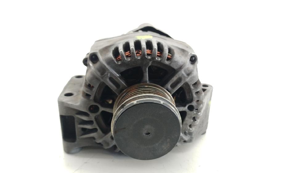 Alternador 199A2000 46823547 de Fiat Doblo furgoneta/monovolumen (223_) 2006-0 75 CV con 288658 km - pieza usada