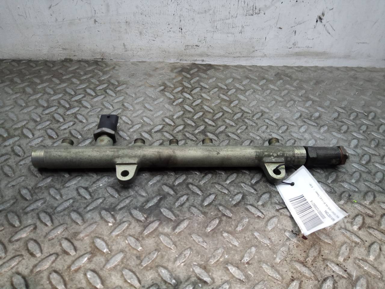 RENAULT Megane 2 generation (2002-2012) Fuel Rail 0445214024, 8200347176 23708688