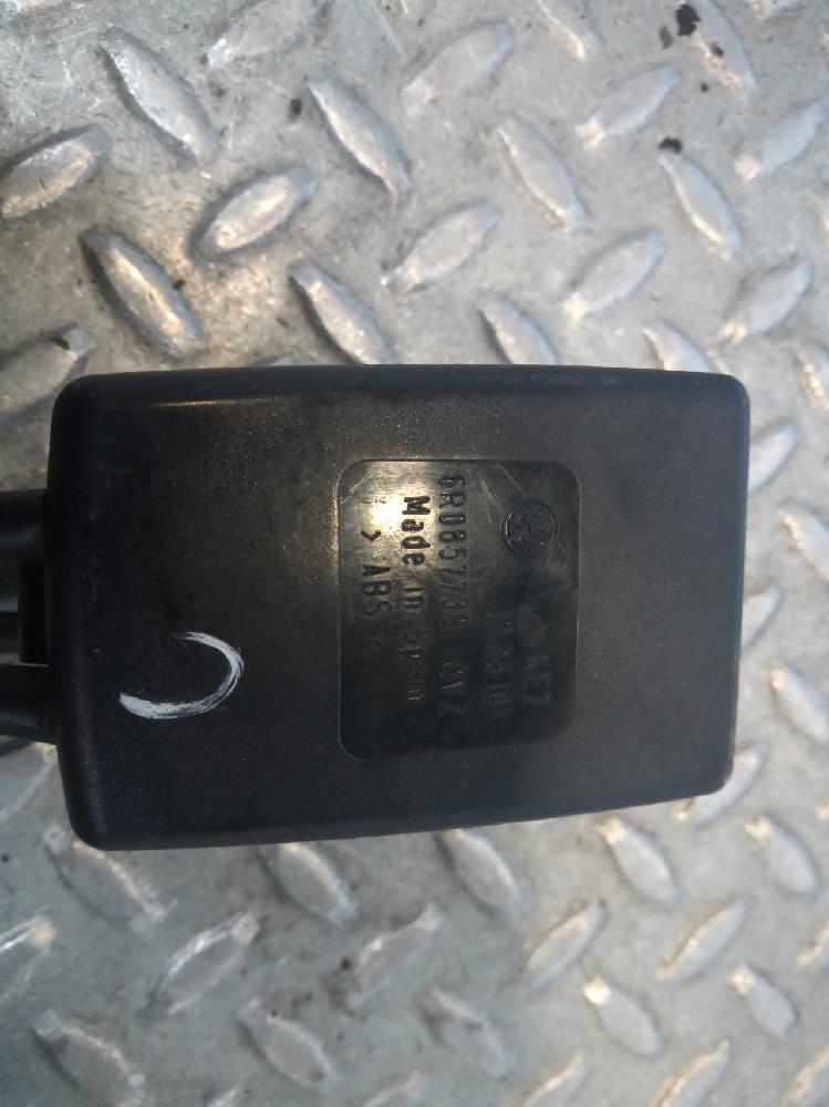 Enganche cinturón trasero central BMS de Seat Ibiza sc (6j1) 2008-2015 80 CV con 149808 km - pieza usada