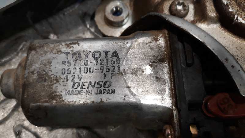 TOYOTA RAV4 2 generation (XA20) (2000-2006) Lève-vitre de porte arrière droite 8572032150 18502452