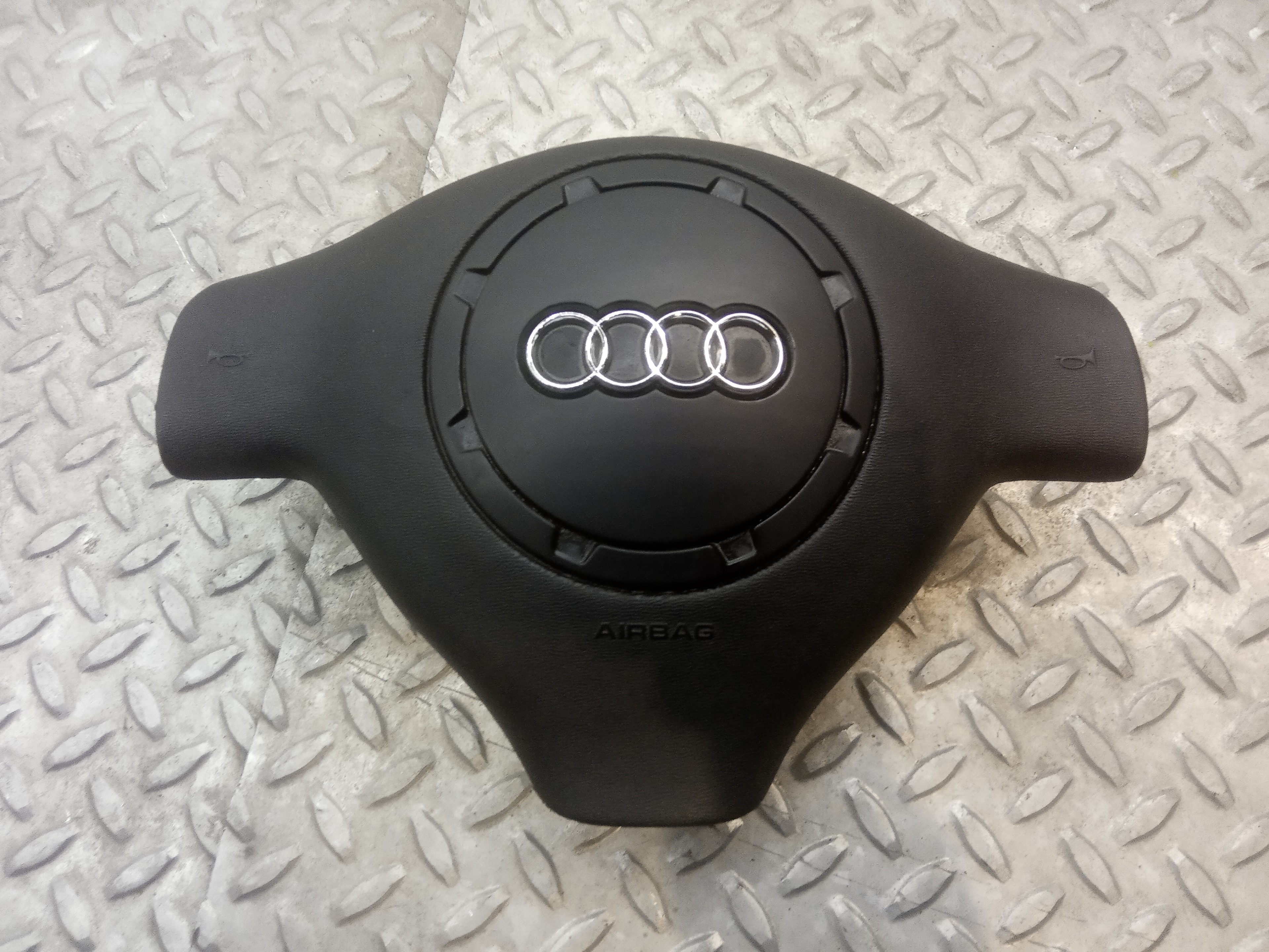 AUDI A3 8L (1996-2003) Autres unités de contrôle 8L0880201J 18524377