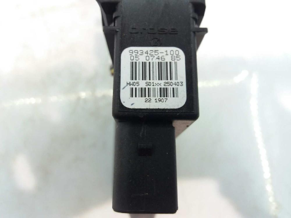 Motor elevalunas trasero derecho AZV 1K0959704B de Volkswagen Touran (1t1) 2003-2006 136 CV - pieza usada