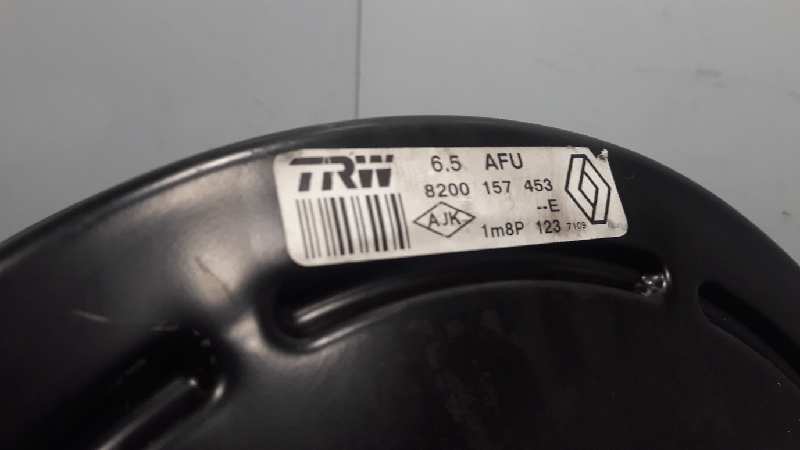 Servofreno F9Q B8 8200157453 de Renault Megane ii sedán (lm0/1_) 2003-2009 120 CV con 1 km - pieza usada