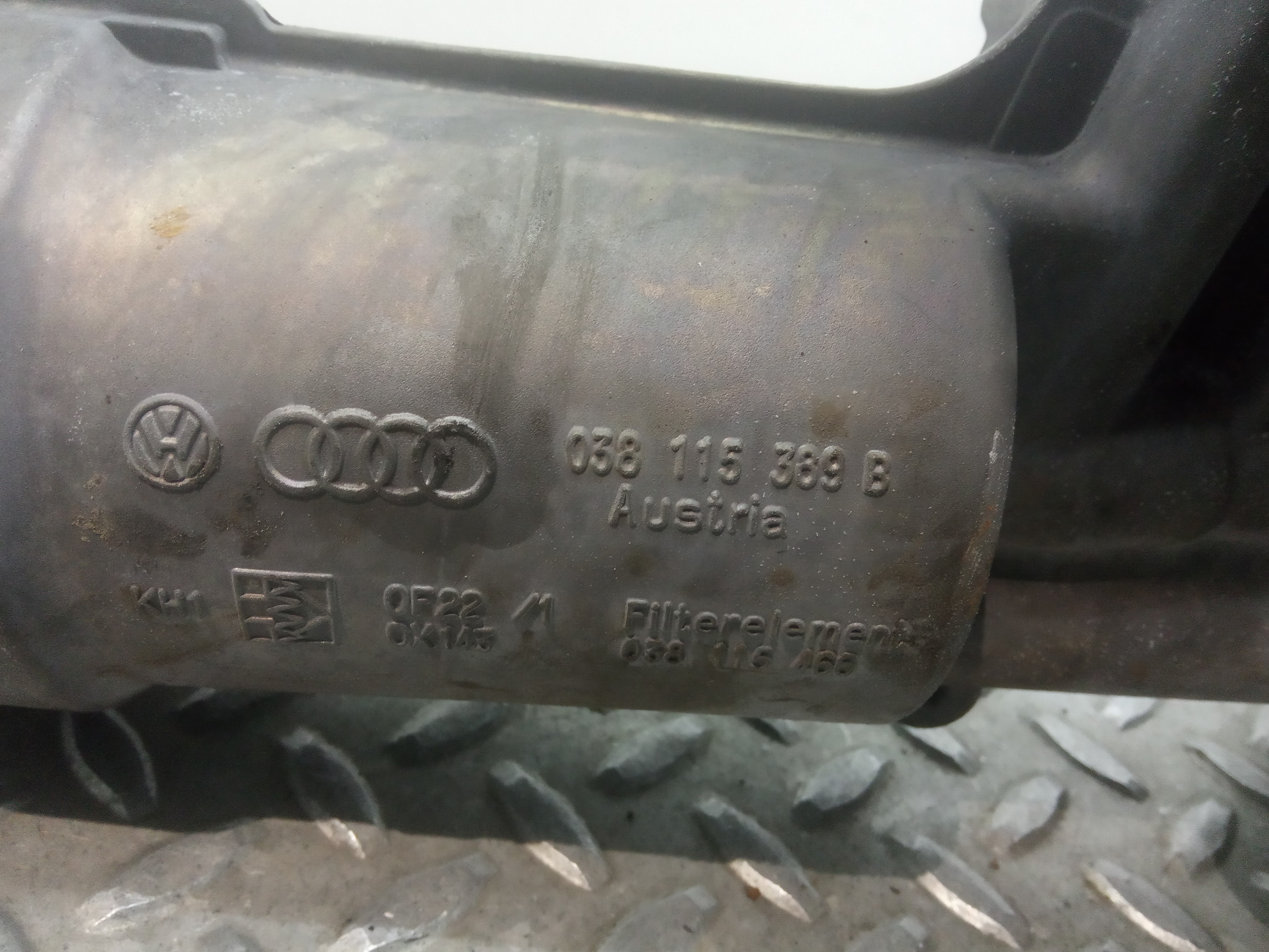 AUDI A4 B5/8D (1994-2001) Tepalo aušintuvas 038115389B, 038115466 23319948