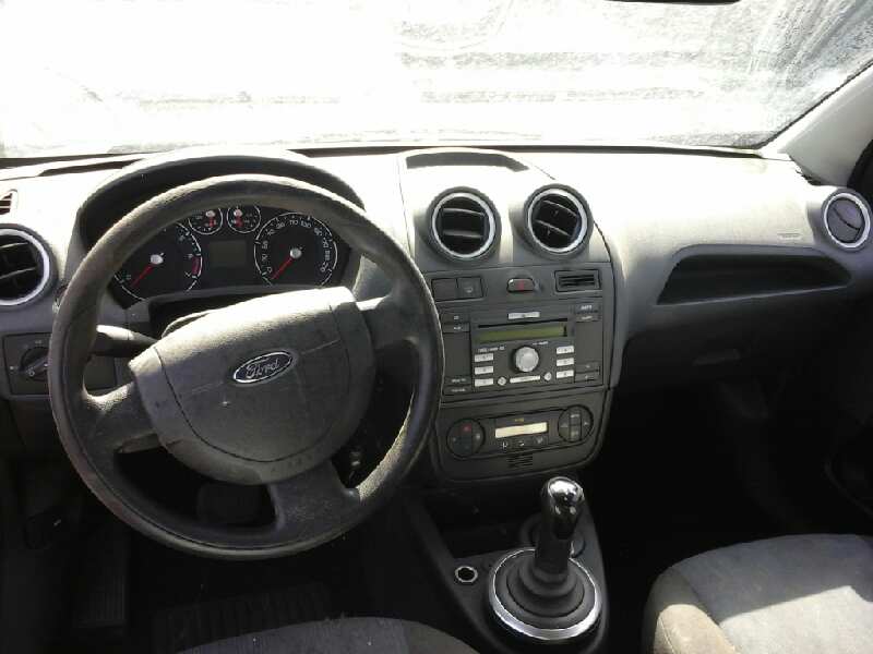 FORD Fiesta 5 generation (2001-2010) Front Right Fog Light 1209177 20570914