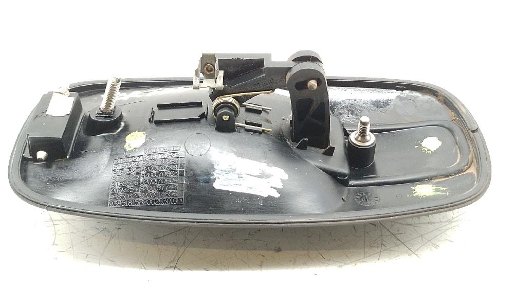 Maneta exterior maletero F9Q U7 8200170514 de Nissan Primastar furgón (x83) 2002-0 100 CV - pieza usada