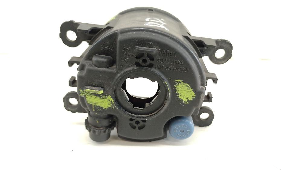 Faro antiniebla derecho K7M 710,K7M 718 89210094 de Dacia Logan (ls_) 2004-0 87 CV - pieza usada