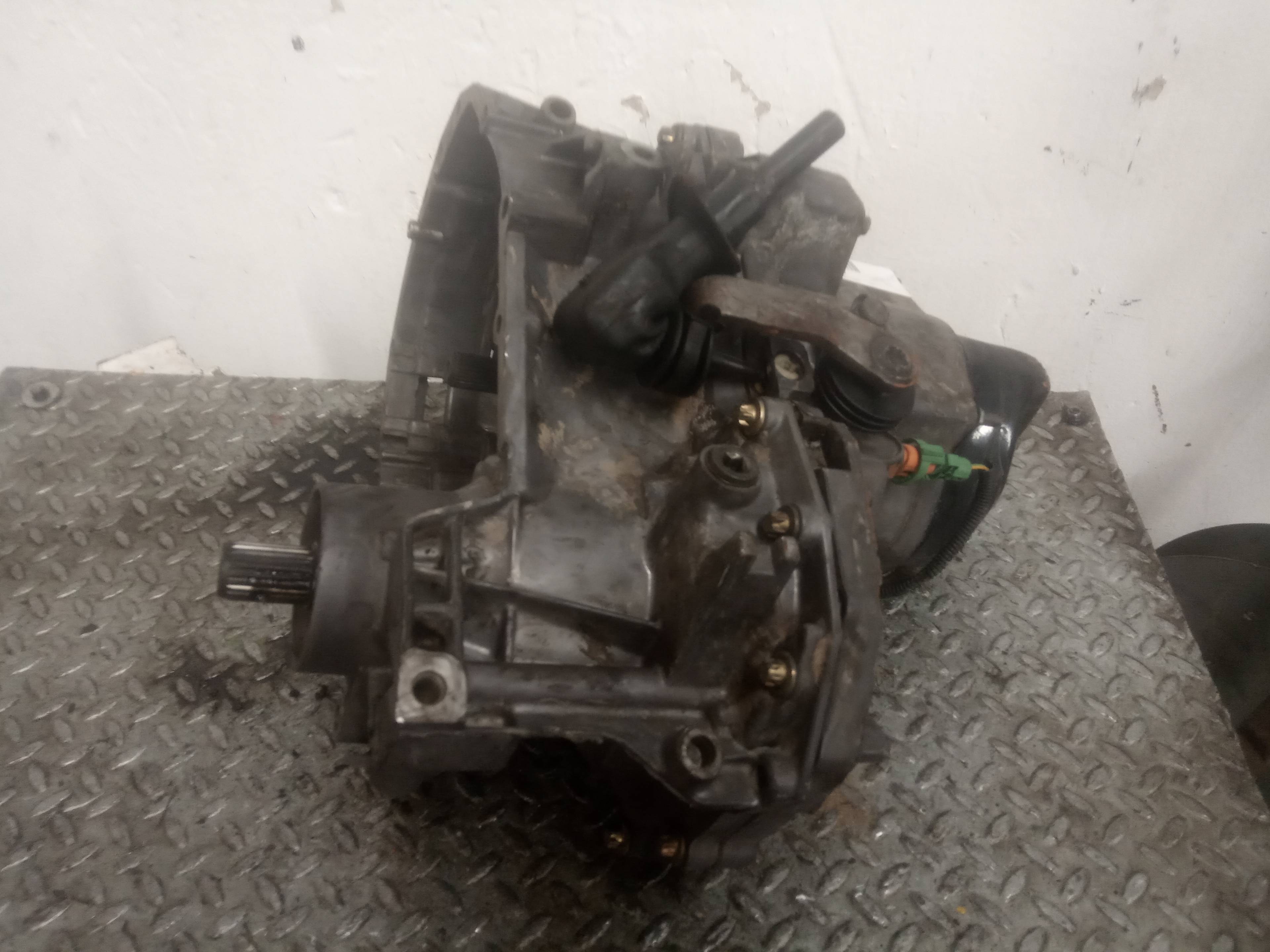 RENAULT Clio 3 generation (2005-2012) Gearbox JC5128,JC5128,C079636 23350806