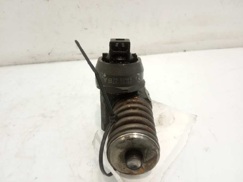 SEAT Toledo 3 generation (2004-2010) Fuel Injector 5P0955985B 18708624