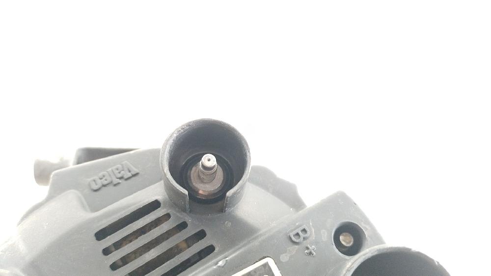 Alternador 199A2000 46823547 de Fiat Doblo furgoneta/monovolumen (223_) 2006-0 75 CV con 288658 km - pieza usada