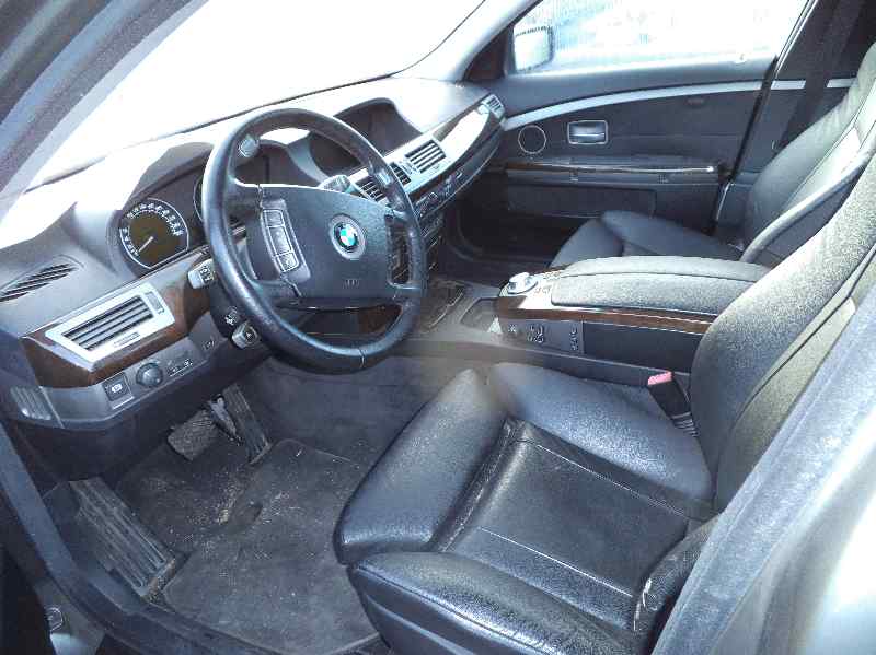 BMW 7 Series E65/E66 (2001-2008) Priekinė dešinė apatinė šakė 31126777940 18495661