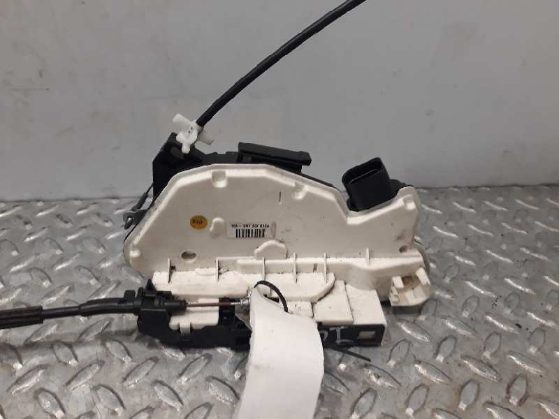 VOLKSWAGEN Passat CC 1 generation (2008-2017) Front Left Door Lock 8K9885681 18776038