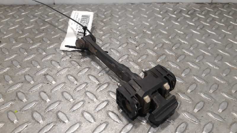 Reten puerta delantera izquierda Z19DT de Opel Zafira / zafira family b (a05) 2008-2012 101 CV - pieza usada