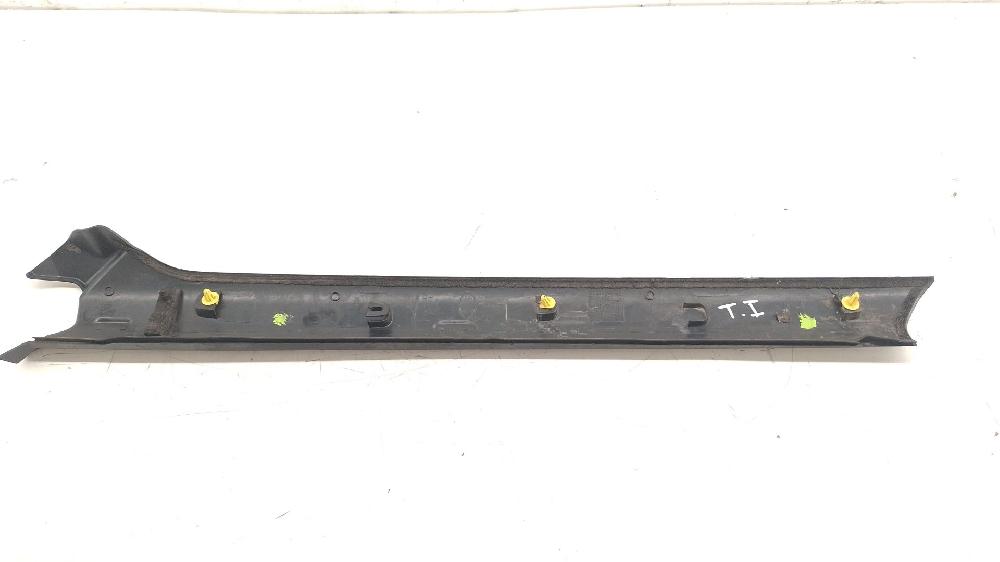 Moldura puerta trasera izquierda 306DT de Land rover Discovery iv (l319) 2009-0 256 CV - pieza usada