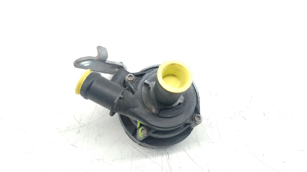 Bomba de agua DFGA 5G0965567J de Volkswagen Arteon (3h7, 3h8) 2017-0 150 CV - pieza usada