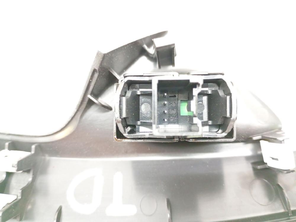 Mando elevalunas trasero derecho TXDA,TXMA F1ET14529AA de Ford Kuga ii (dm2) 2013-0 163 CV con 208782 km - pieza usada