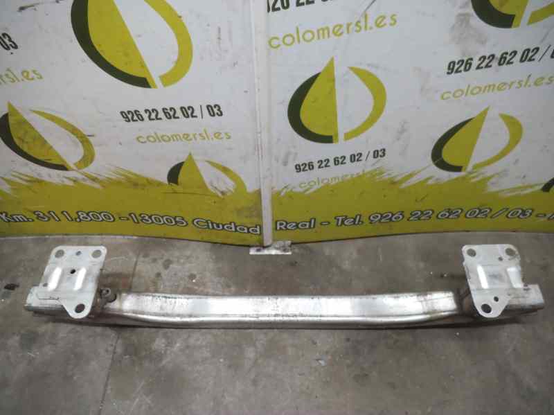 Refuerzo paragolpes delantero K4M T7 de Renault Megane ii sedán (lm0/1_) 2003-2010 113 CV con 1 km - pieza usada