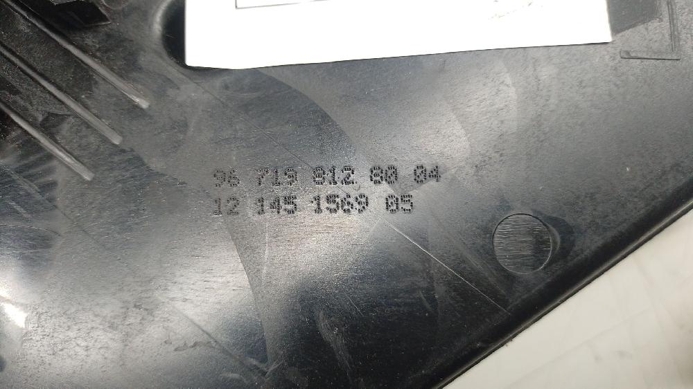 Deposito aditivo fap/adblue 9H06 967198128004 de Peugeot 308 i (4a_, 4c_) 2007-2014 92 CV - pieza usada