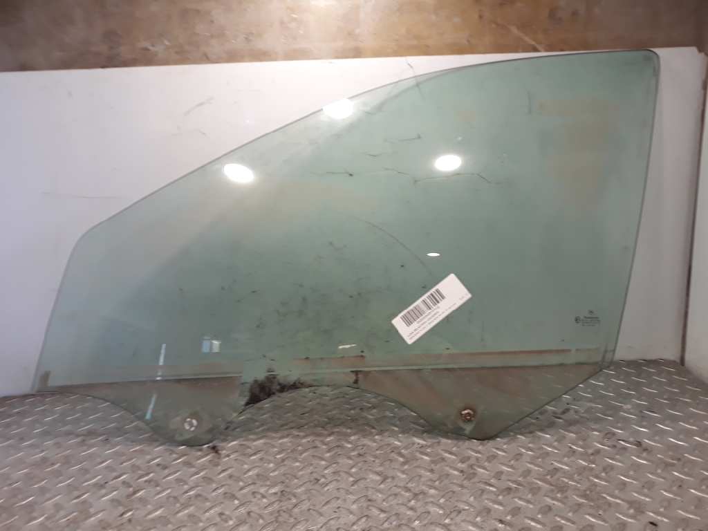 MERCEDES-BENZ C-Class W203/S203/CL203 (2000-2008) Front Left Window 23293734