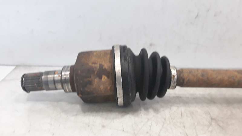 Transmisión trasera derecha F4R C7 7700112478 de Renault Megane scénic (ja0/1_) 2000-2003 139 CV con 1 km - pieza usada