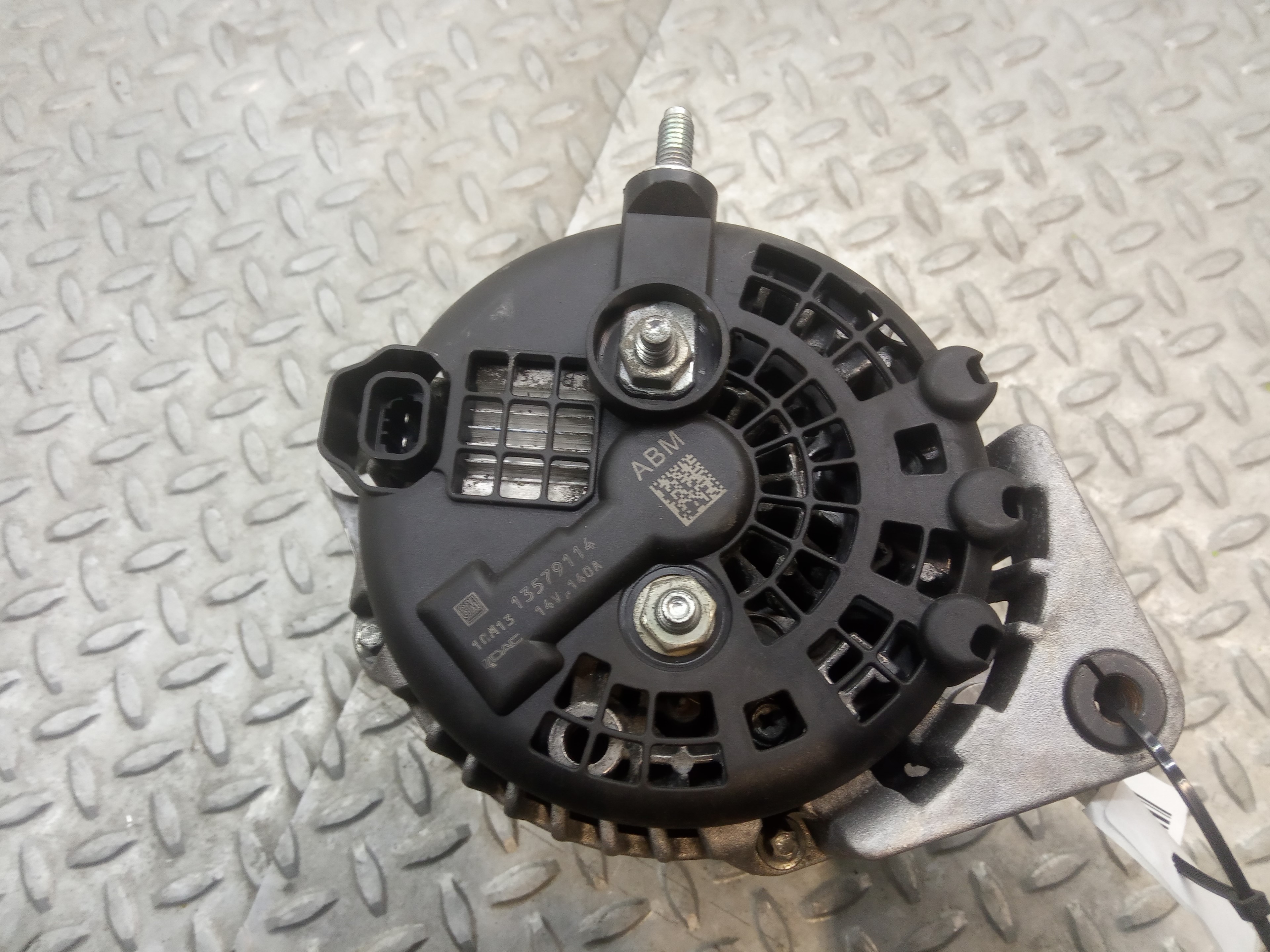 CHEVROLET Cruze 1 generation (2009-2015) Alternator 13579114 18598657