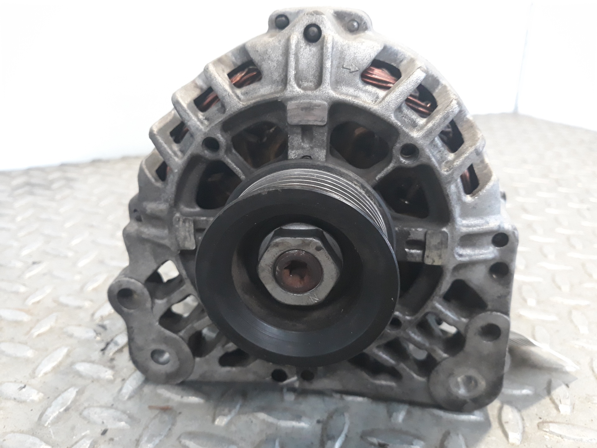 SEAT Cordoba 2 generation (1999-2009) Alternator 03D903025E, 03D903025E, SG9B048 23327878