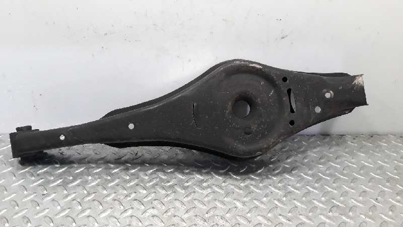 VOLKSWAGEN Passat B6 (2005-2010) Rear Right Arm 5Q0505323C 18672469