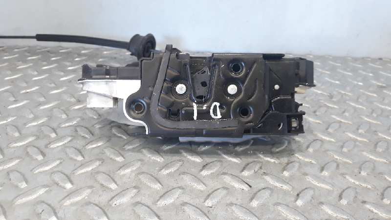 SEAT Leon 3 generation (2012-2020) Front Left Door Lock 5K1837015E 18772024