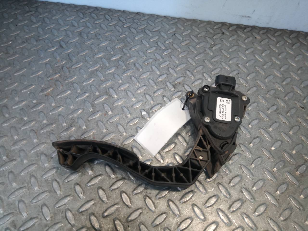 DACIA Logan 2 generation (2013-2020) Throttle Pedal 180022703R 21622029