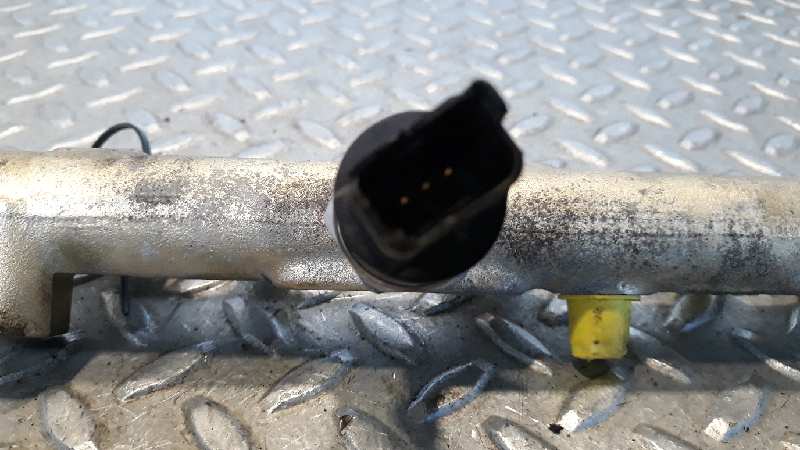 Rampa inyectora RHY 0445214019 de Citroen Xsara picasso (n68) 1999-2011 90 CV con 1 km - pieza usada