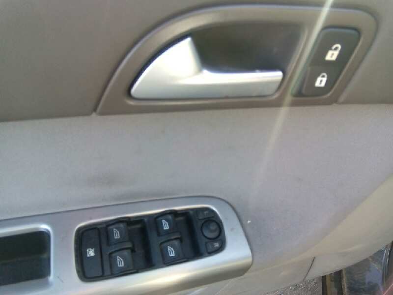 VOLVO V50 1 generation (2003-2012) Кнопка стеклоподъемника задней правой двери 30773217 18641339