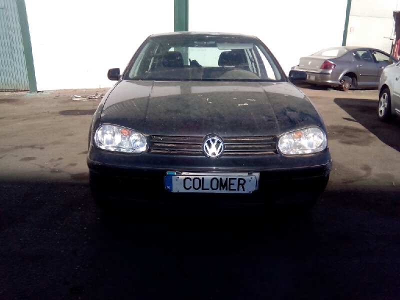 VOLKSWAGEN Bora 1 generation (1998-2005) Охлаждающий радиатор 1J0820413N 18672029