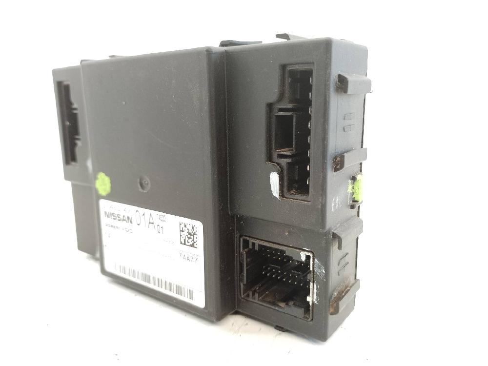 Módulo confort YD25 284B24X01A de Nissan Pathfinder (r51) 2005-2016 171 CV con 1 km - pieza usada