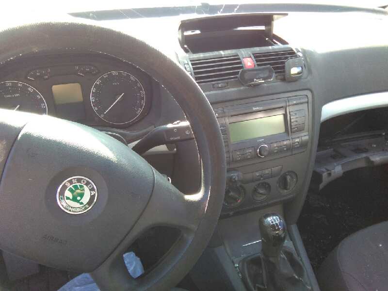 SKODA Octavia 2 generation (2004-2013) Головка рычага КПП 1K0711049AS 18684581