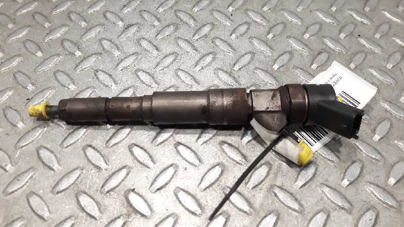 BMW 7 Series E38 (1994-2001) Fuel Injector 0445110028, 2354000 23280719