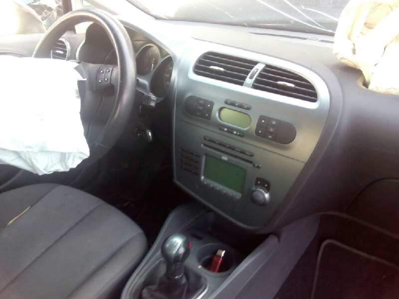 SEAT Leon 2 generation (2005-2012) Масляный насос 038115105C 18666082