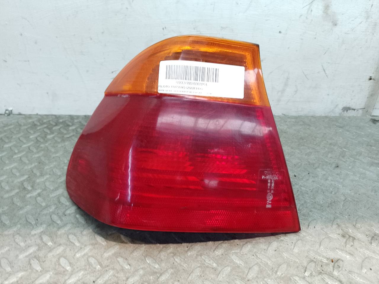 BMW 3 Series E46 (1997-2006) Rear Left Taillight 8364922 23385402