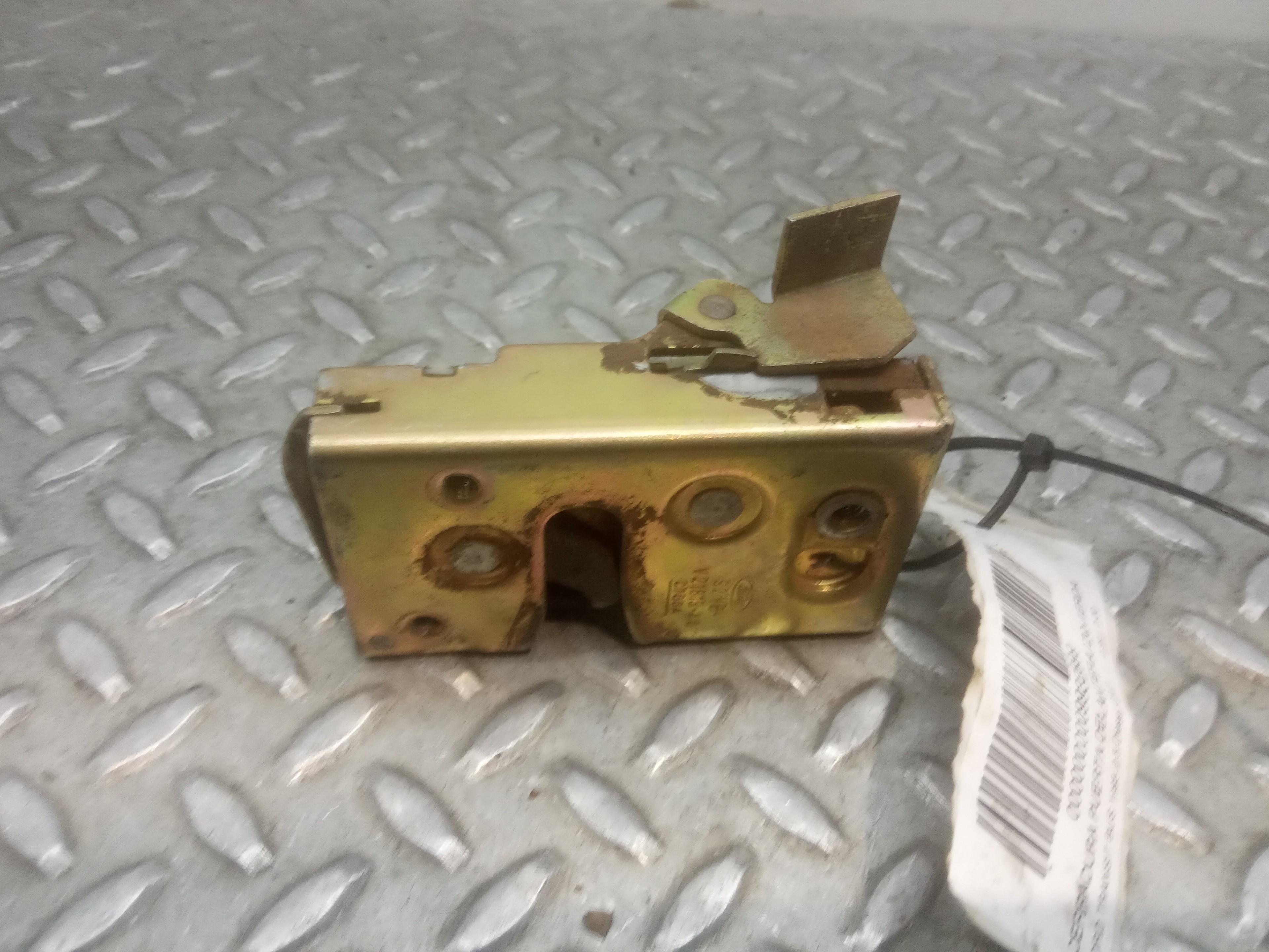 FORD Transit 2 generation (1986-2003) Front Left Door Lock 23339399