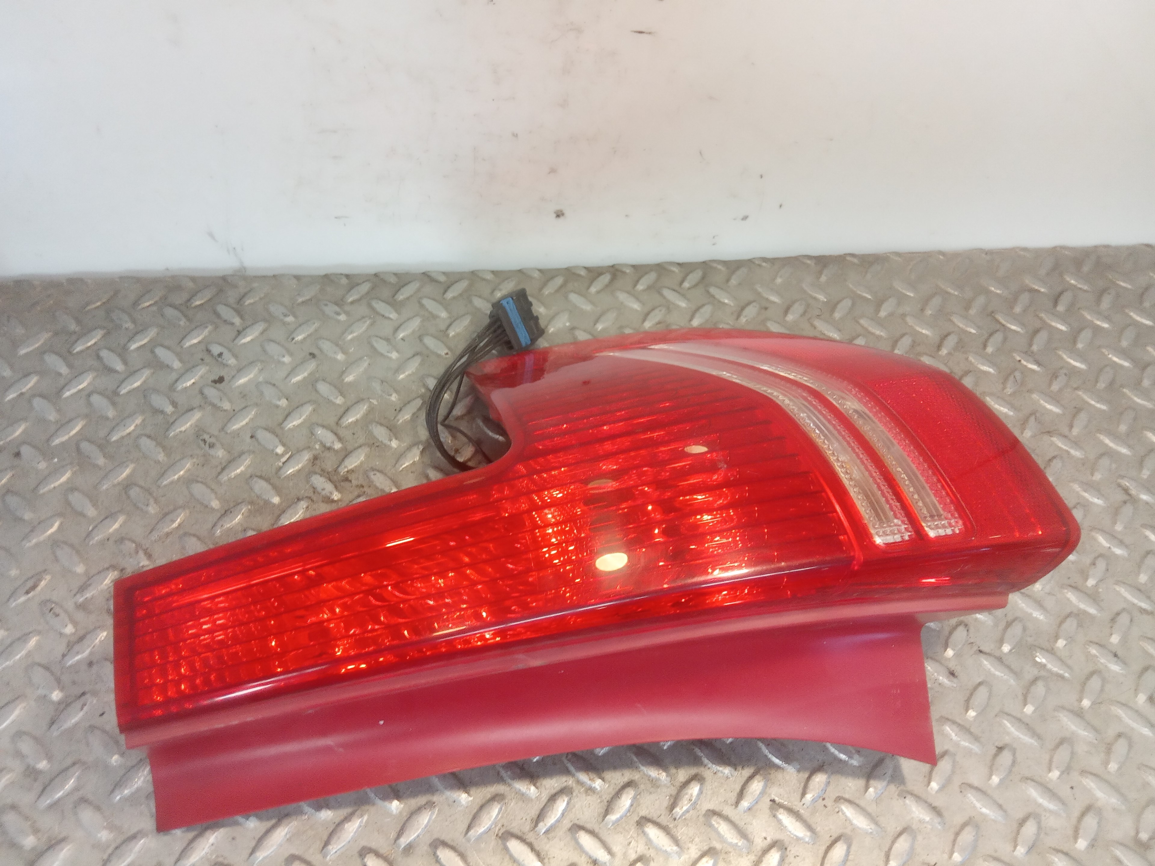 CITROËN C4 1 generation (2004-2011) Rear Right Taillight Lamp 6351T8 18677946