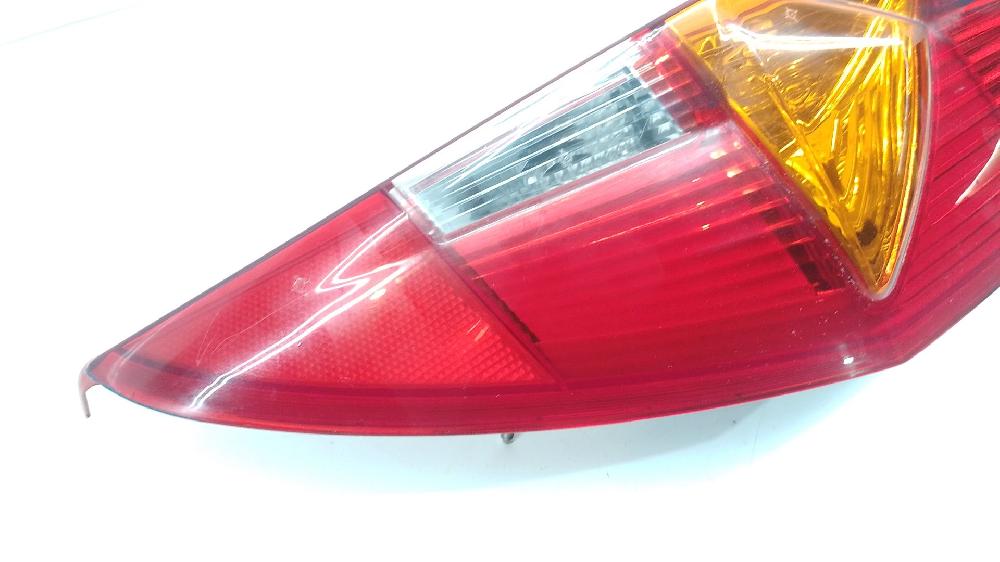 Feu arrière droit 176 A8.000 46794077 de Fiat Punto (176_) 1994-1999 73 CV - pieza usada