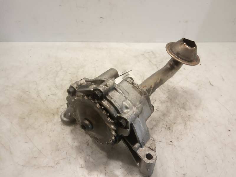 SKODA Octavia 2 generation (2004-2013) Oil Pump 038115105C 18746745