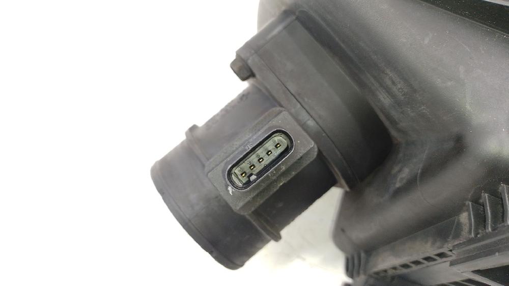 Caja filtro aire D4FD 281103Z300 de Hyundai I40 (vf) 2012-2019 116 CV con 402919 km - pieza usada