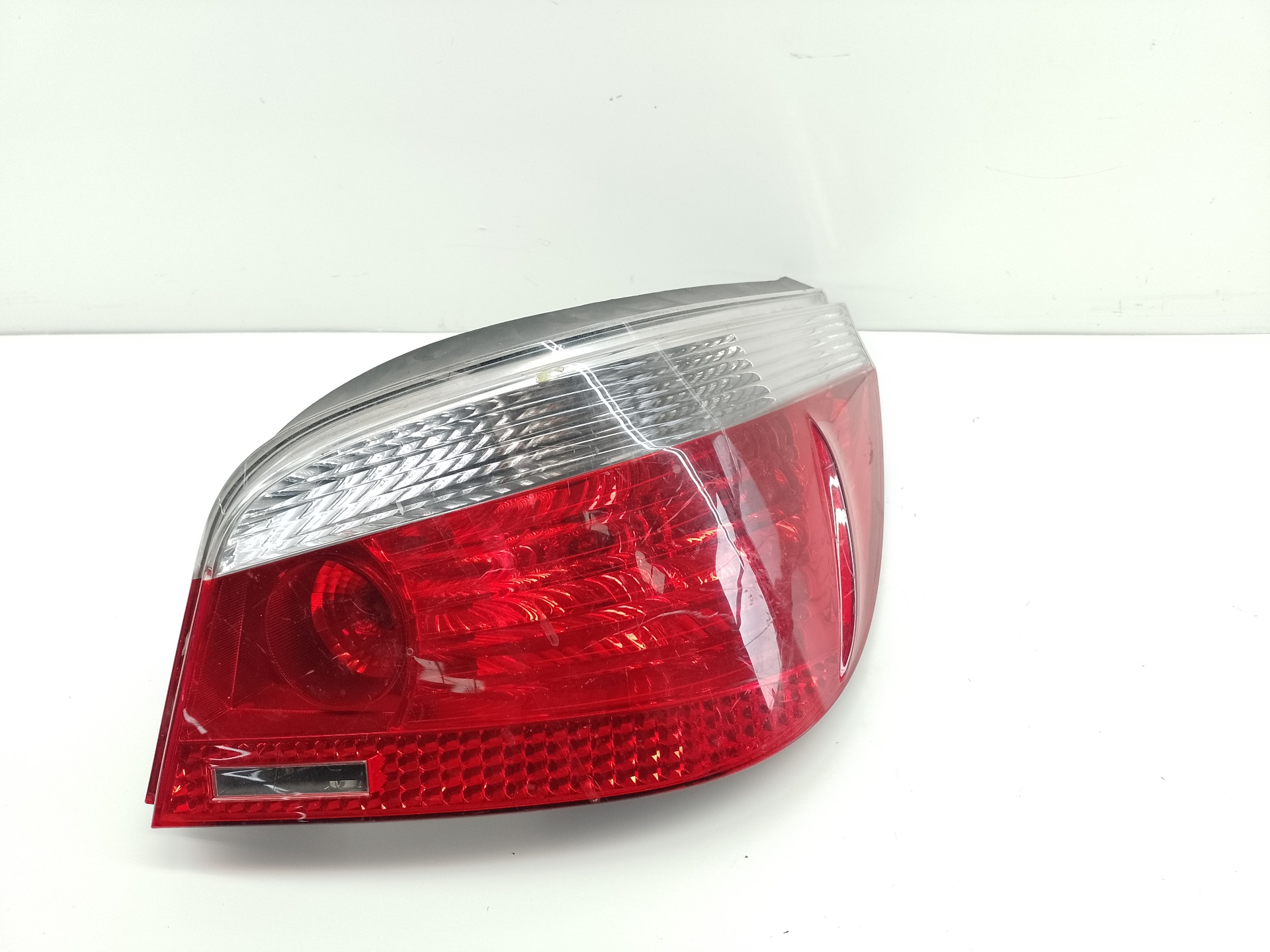 BMW 5 Series E60/E61 (2003-2010) Rear Right Taillight Lamp 63217361592 18669932